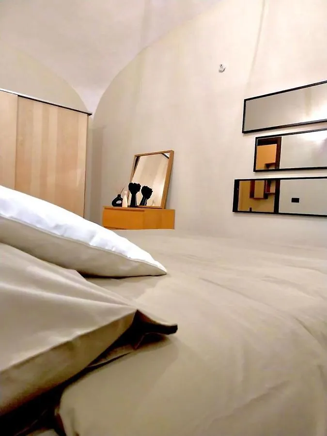 Il Vicoletto Portici Apartment Italy